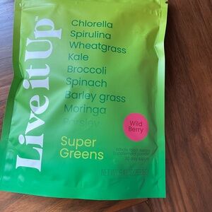 Live it Up Super Greens Supplement